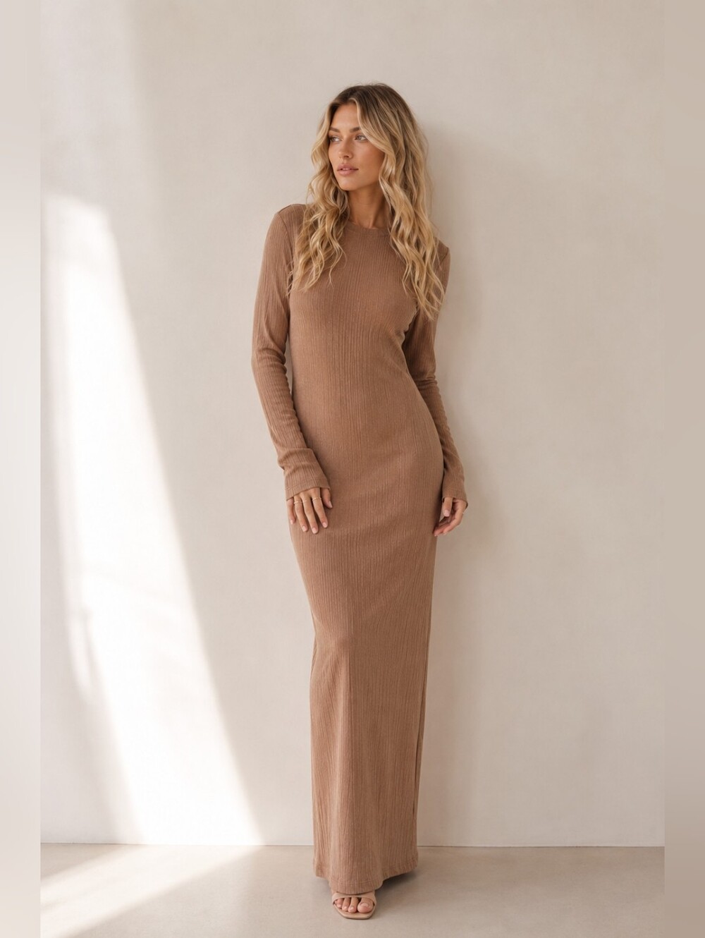 Veiled Collection Ribbed Long Sleeve Maxi Dress Mocha Brown Size Small